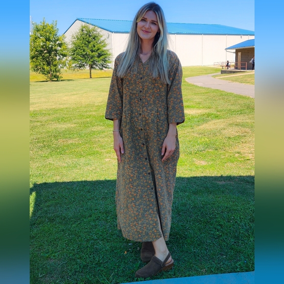 Meet your Posher, Dusty - Picture 10 of 11